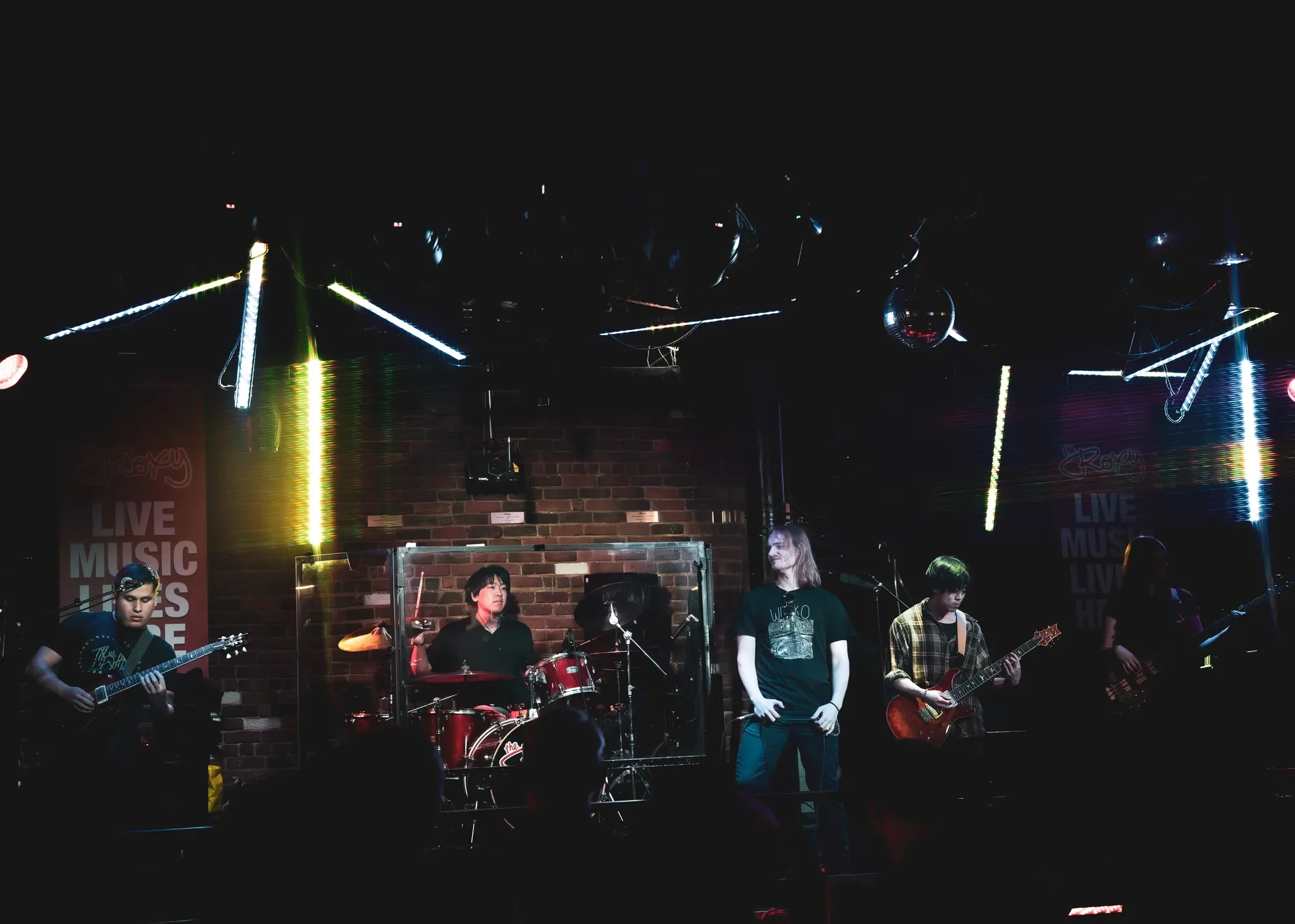 In Pieces Crowd shot