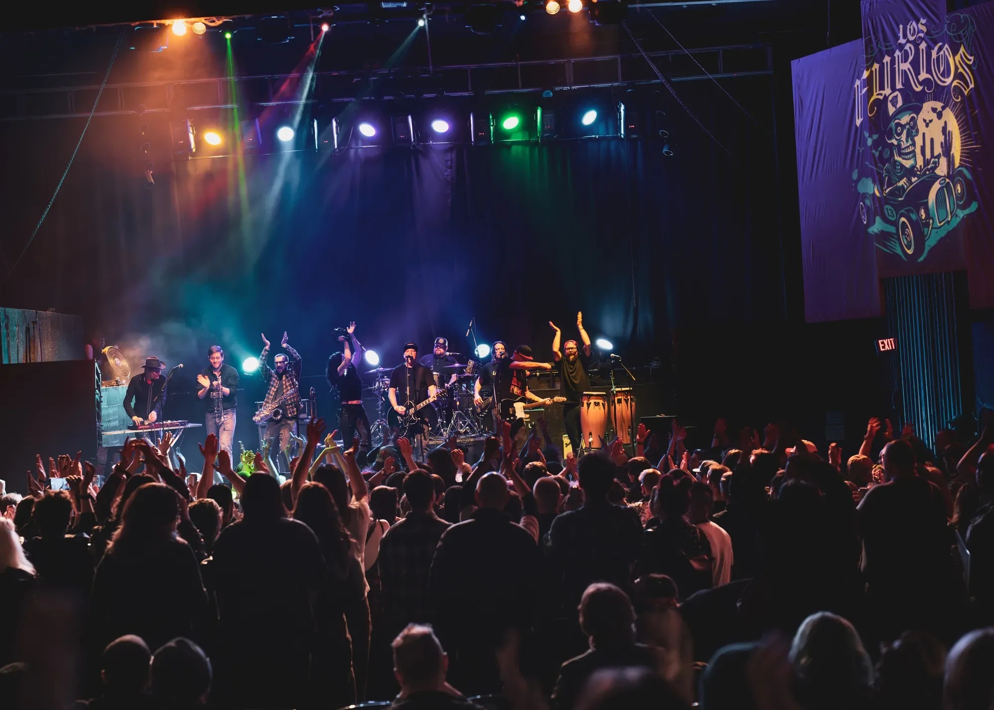 Los Furios performing 