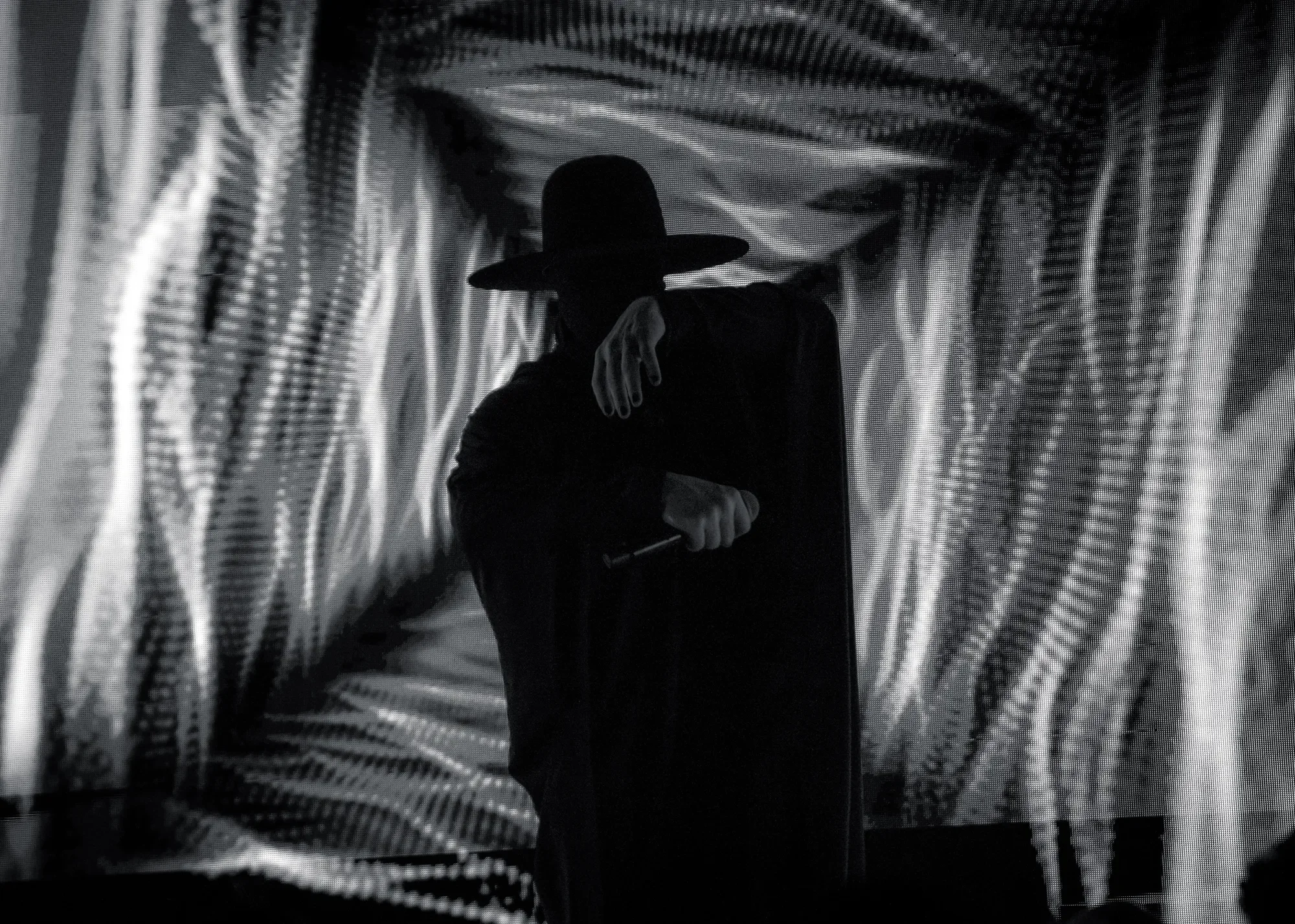 WITCHZ hands to crowd